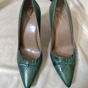 Miss Albright Philadelphia (for Anthropologie) Stylish Green Leather Heels. Sz 8